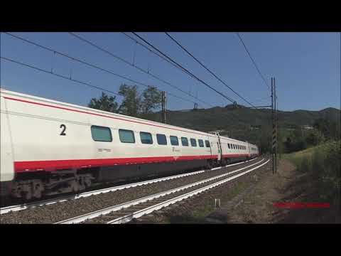 LA STROMBAZZATA DELLA E.494 CON INCROCIO DEL FRECCIABIANCA A RIGOROSO. (AL) SAB. 10 - 7 - 2021.