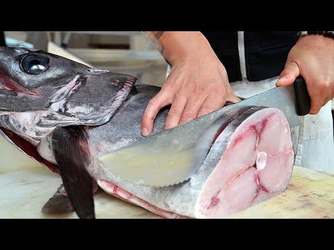 تنظيف وتقطيع سمك أبو سيف #Nettoyer et découper l'espadon#تقطيع#سمك#سبادو#ابوسيف