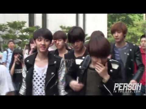 [120525] Music Bank 출근길 EXO-K ver.
