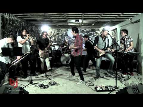 EL GARAGE PRESENTA A "Drakos"