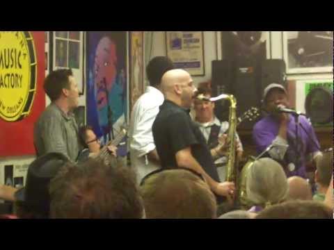 Galactic "Hey Na Na"