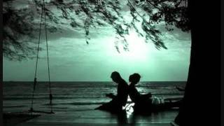 PESADO &quot;Sigues Aquí&quot;  LETRA