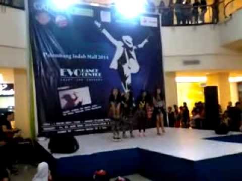 Dazzle Girls - I GOt A Boy at EVO Street Dance Competition 140301