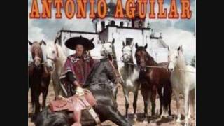 A Medias De La Noche - Antonio Aguilar