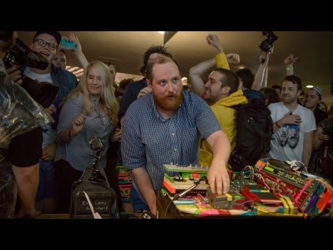 Dan Deacon - Konono Ripoff Nº1 (Live at Rock the Garden 2013)