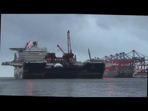 KNRM zwaait Pioneering Spirit uit