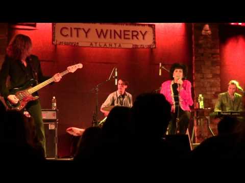 Wanda Jackson - Fujiyama Mama