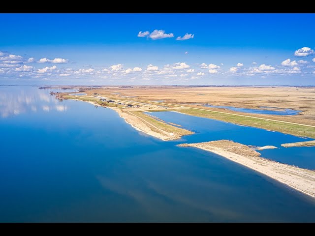 Lakefront Home and Lots For Sale in Saskatchewan in Houses for Sale in Regina