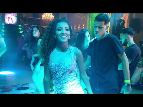 Abertura de pista - 16 anos Manuelle