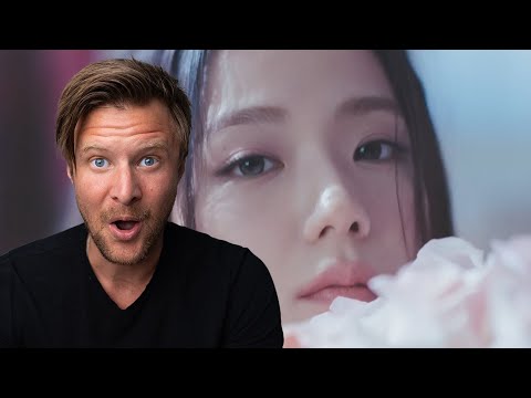 Filmmaker Reacts to JISOO - 'FLOWER' M/V