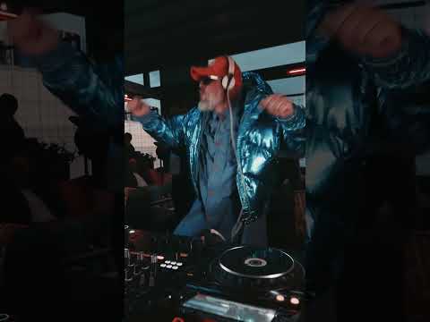 Мастер класс по танцам от DJ List. Cortes US - Trickin' #dj #housemusic #party #dance