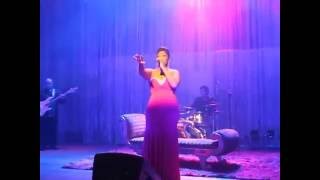 Medley Whitney Houston - Vanessa Jackson (Live In Teatro Nair Bello)