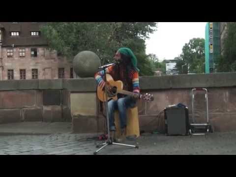 AWESOME STREET MUSICIAN SINGS - No Woman, No Cry