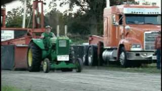 preview picture of video 'Madoc Tractor Pulls 2010'