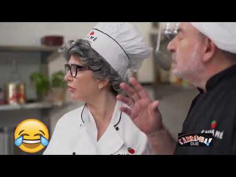 Rosalia Porcaro👩 La Signora Veronica 🧓O' Casatiello Vegano 😂By Mario & Luca D'Andrea Carrambauno