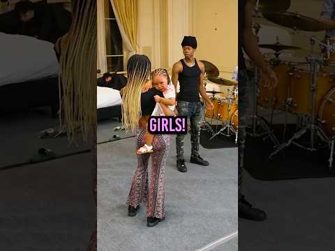 Hood Miles Got Pressed By His Baby Mama On Stream! 😭💀