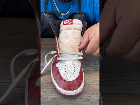 How to clean Jordan’s that bleed a lot‼️🫡 #shoedoc #shoelada #shoecleaner #150bucks #jordan1