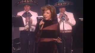 HELENITA VARGAS - María de los Guardias (Carlos Mejía Godoy)