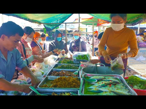 Lunch And Snacks For Factory Workers, And Market Food Show @ Century Plazza - Phnom Penh Street Food