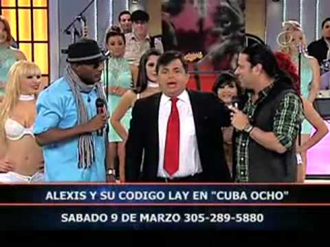 Willie Panama canta en El Happy Hour - América TeVé