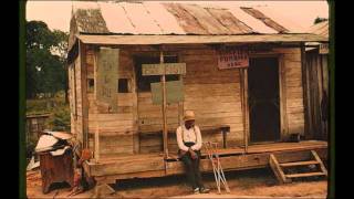 Fred McDowell and the Hunter's Chapel Singers Of Como, Miss. - Going Over The Hill