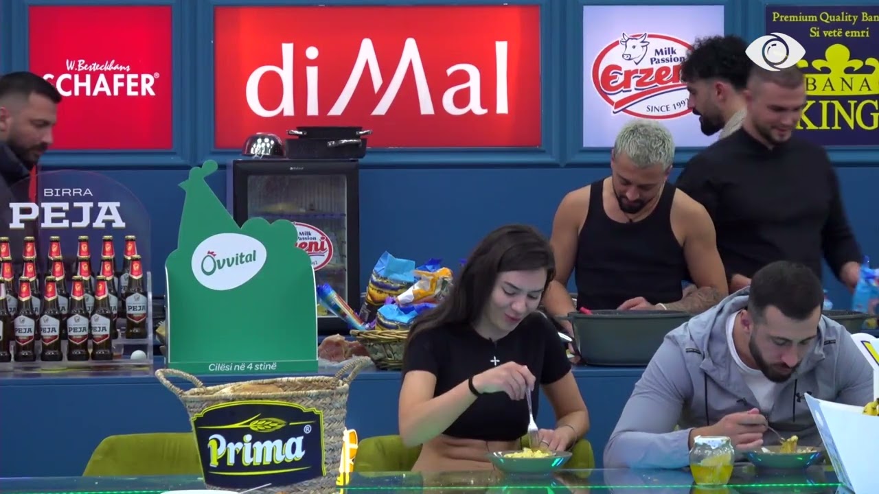 Gjesti i këndon këngë Jozit dhe Olës