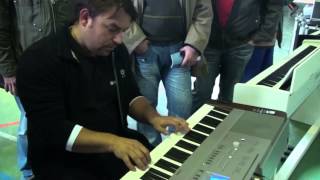 Video thumbnail for Prezentare Yamaha DGX 640 W la Workshop-ul organizat de catre SoundStudio din 2011 by Sound Studio