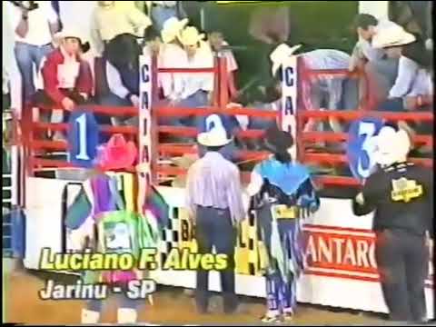 Luciano Alves vs Touro Juazeiro Cia de rodeio Ataliba - Rodeio de Cajamar em 1998