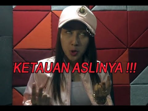 SANDRINA GOYANG DUA JARI GAK TAU MALU