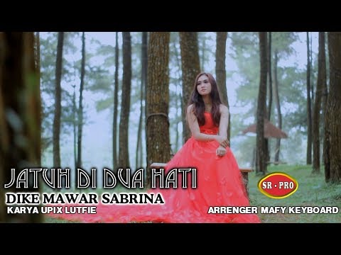 Sabrina - Jatuh Di Dua Hati | Dangdut (Official Music Video)