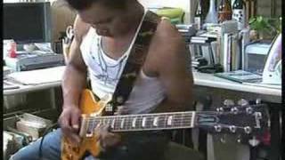 LARRY　CARLTON　「POINT　IT　UP」　COVER