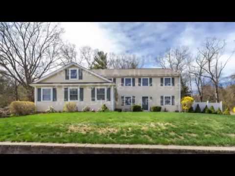 1151 High St, Unit 1, Westwood MA - Diane Capodilupo - Tel 617-823-9989