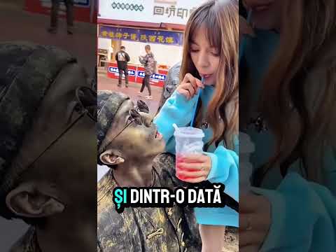 Ea a crezut că era o statuie… până când a făcut asta 😧