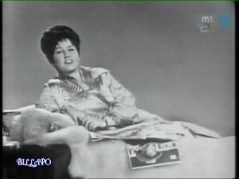 MIKES ÉVA - VAGY MINDENT, VAGY SEMMIT