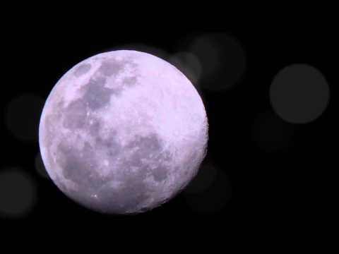 pourquoi la lune n est pas visible au moment de la nouvelle lune
