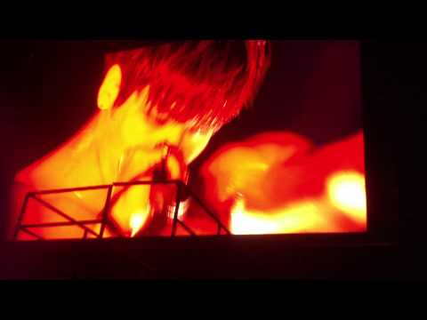 121125 SHINEE JONGHYUN & TAEMIN - INTERNET WAR @ SMTOWN LIVE WORLD TOUR III IN BANGKOK