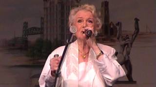 Annie de Reuver 2003