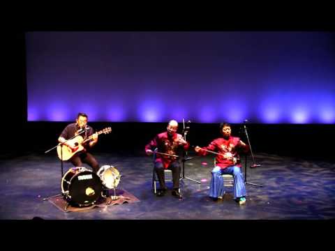 Xiao Fang Performance - Guitar & Erhu