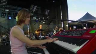 The Jezabels - Mace Spray (LIVE concert on Saturday April 2nd, 2011).mov