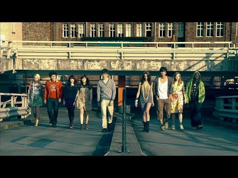 Skins S03E01 Everyone