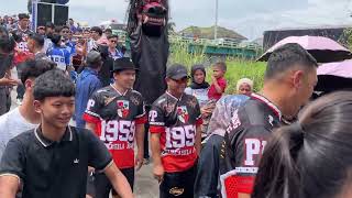 Download lagu TERBARU ARAK ARAKAN KUDA LUMPING MEDAL PUSAKA PATMA PUTRA TUNGGAL DI SAPAN CIKERUH mp3