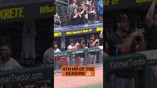 Jung Hoo Lee homers to continue his outstanding season! ????