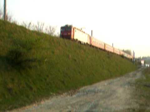 Tren A1834 Timisoara Nord - Iasi tras de 40-0666-4