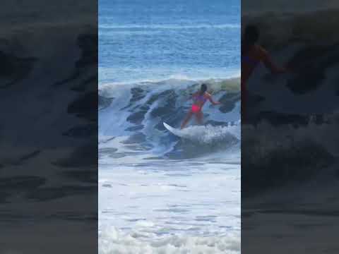 Courtney Conlogue surfs Colorados Nicaragua October 2022