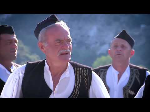 15 këngë.Grupi lab Dukat. Albumi "Dukati mal me përmendore". Realizuar ArtGeo Studio.Aud.Artur Dhamo