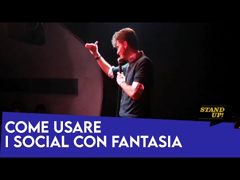 "Come usare i social con fantasia" - Vincenzo Comunale | Live #standupcomedy