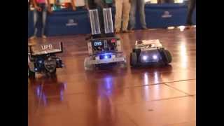 preview picture of video 'Robots Hechos por Estudiantes UPB Montería'