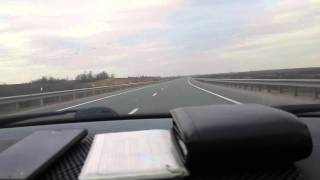 preview picture of video 'BMW 320i (213 km/ч)'