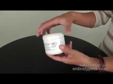 Dechra TrizCHLOR 4 Wipes (50 count) Video