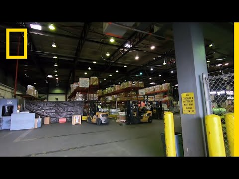 在肯尼迪機場裝運可卡因｜抓捕走私者。 (Cocaine Shipment at JFK Airport | To Catch a Smuggler)